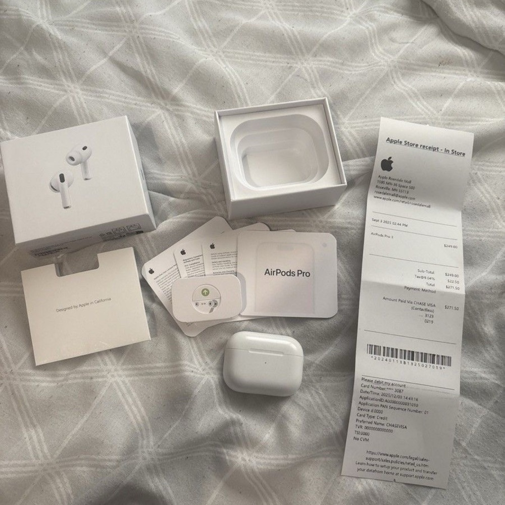 Apple AirPods Pro - Classic White